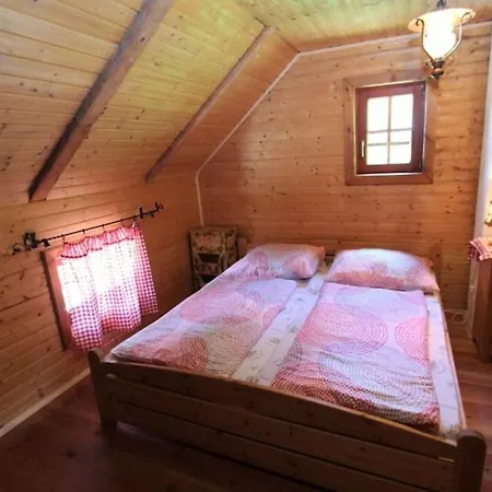 Almhuette Unterhofer Chalet Obervellach