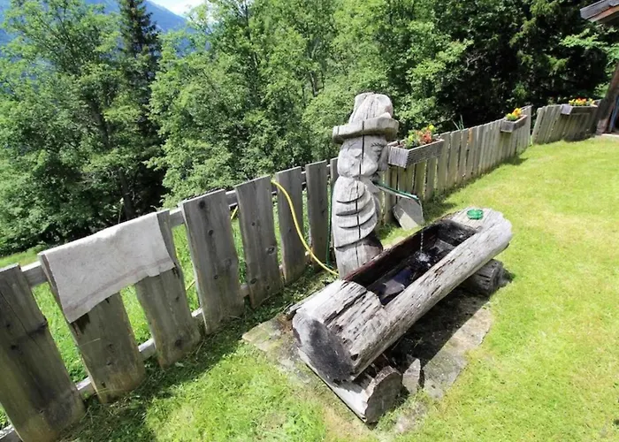 Almhuette Unterhofer Domek alpejski Obervellach